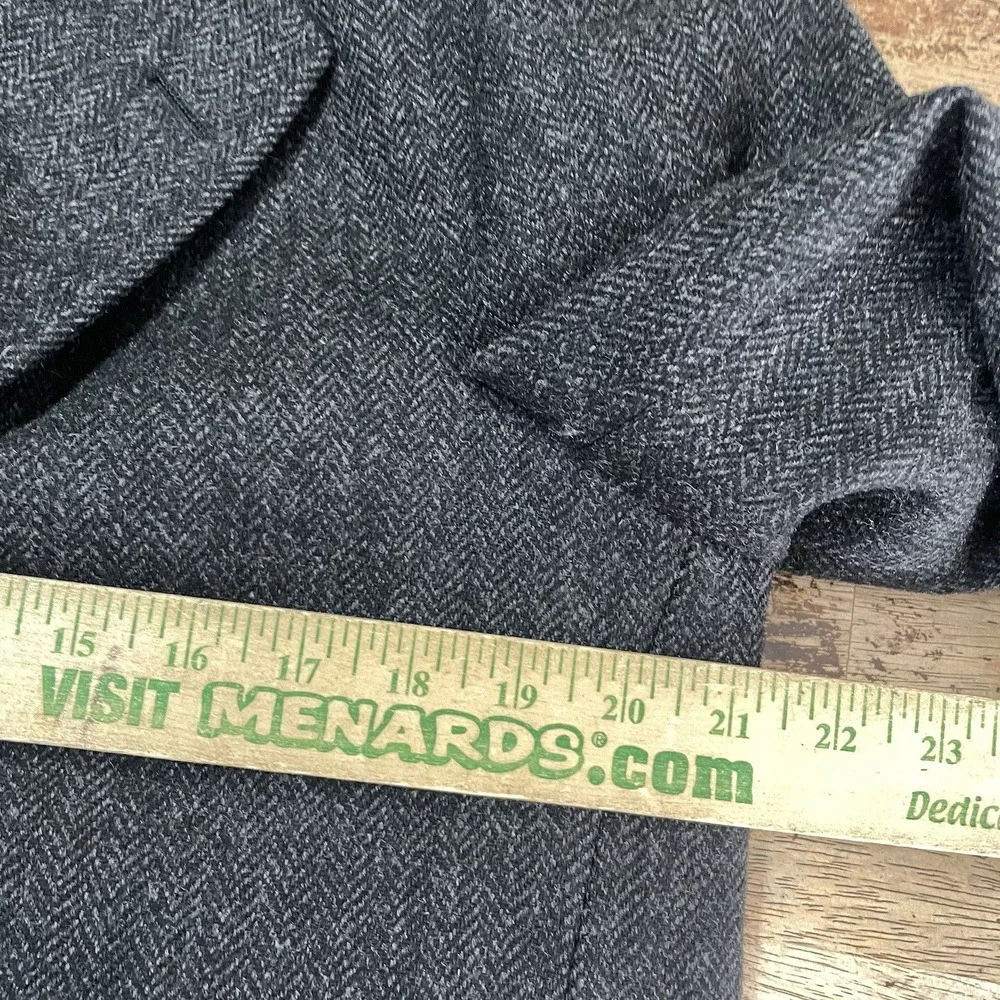 Hart Schaffner‎ Marx Saxony Tweed Wool Herringbone Overcoat Mens 38S Gray